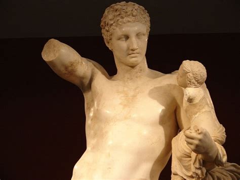 hermes of praxiteles